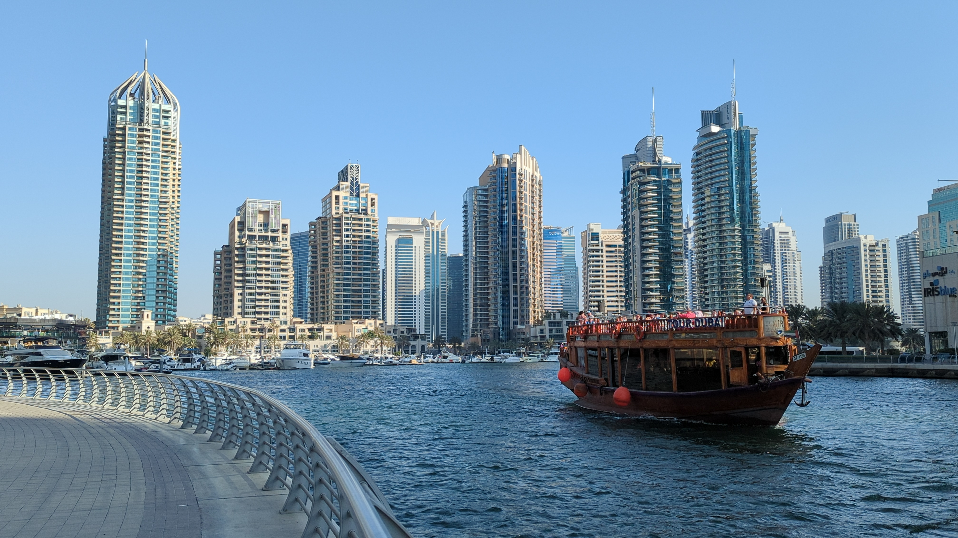 Vue sur la Marina, en allant à Jumeirah