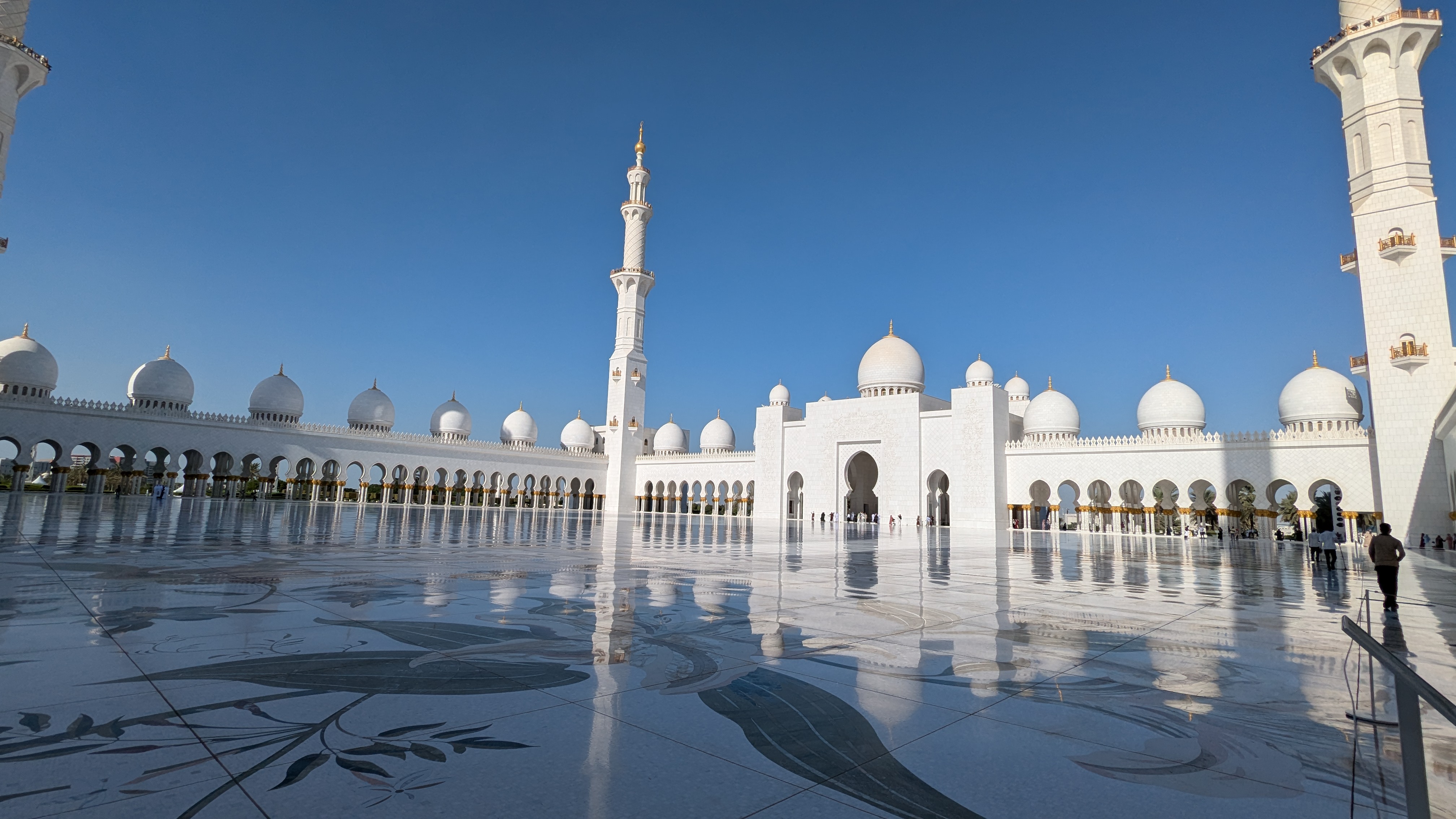 La Mosquée Cheikh Zayed