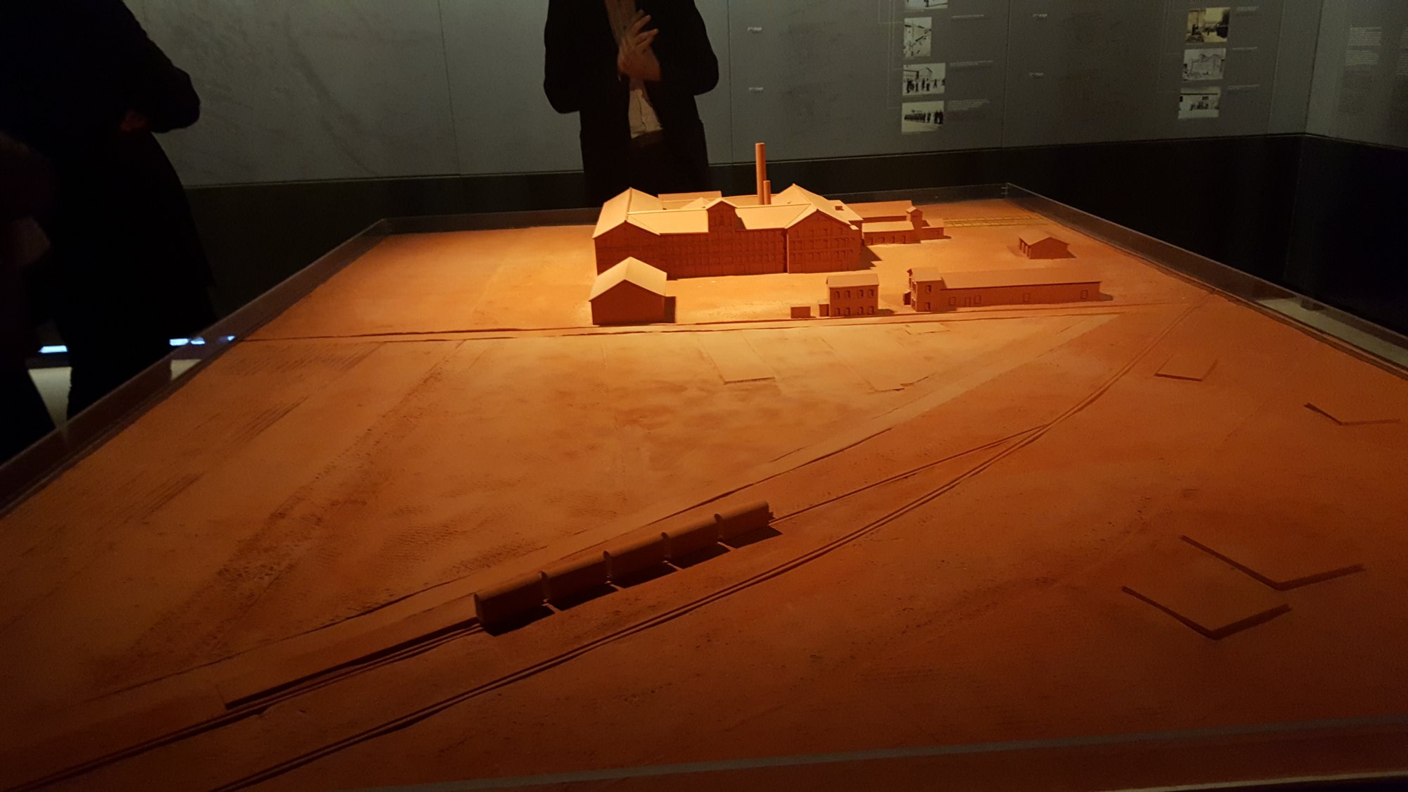 Le Camp des Milles un devoir de mémoire collective